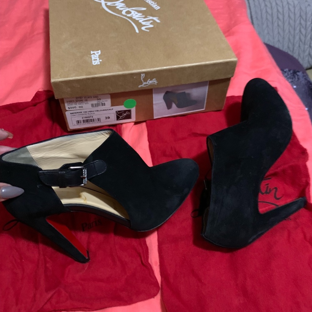 Red bottoms